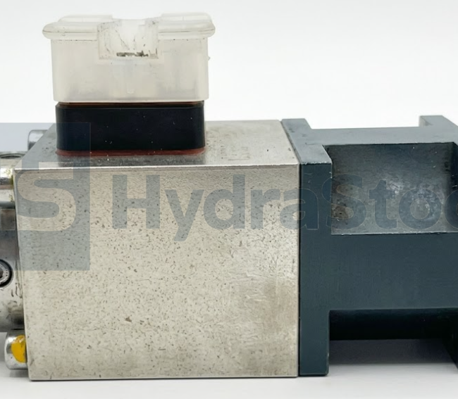 Used Bosch Rexroth 0 831 006 054 Proportional Solenoid Coil 9VDC