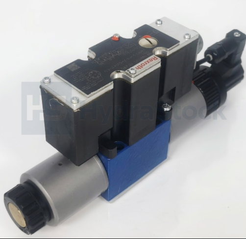 Bosch Rexroth R900925657 Proportional Valve 4WREE 6 W16-2X